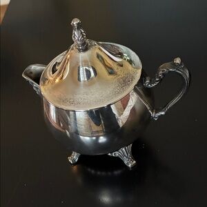 Vintage Oneida Silverplate Creamer